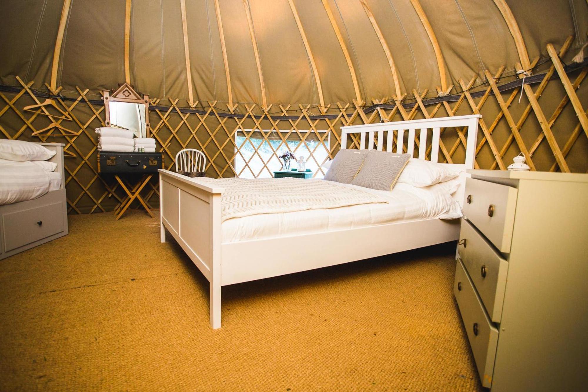 Rock Farm Slane - Glamping Hotel Стая снимка